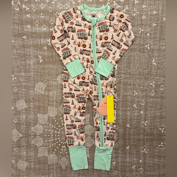 Remi & Friends Other - Remi & Friends St. Patty’s Day Zippy - Size 12-18M